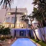 Zest Boutique Hotel By The Living Journey Collection